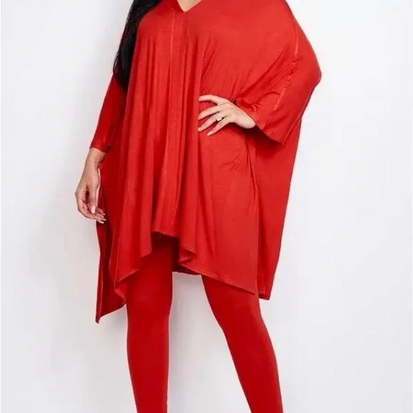 ❤️Red Oversized Poncho and Leggings Set❤️ - Picture 1 of 3